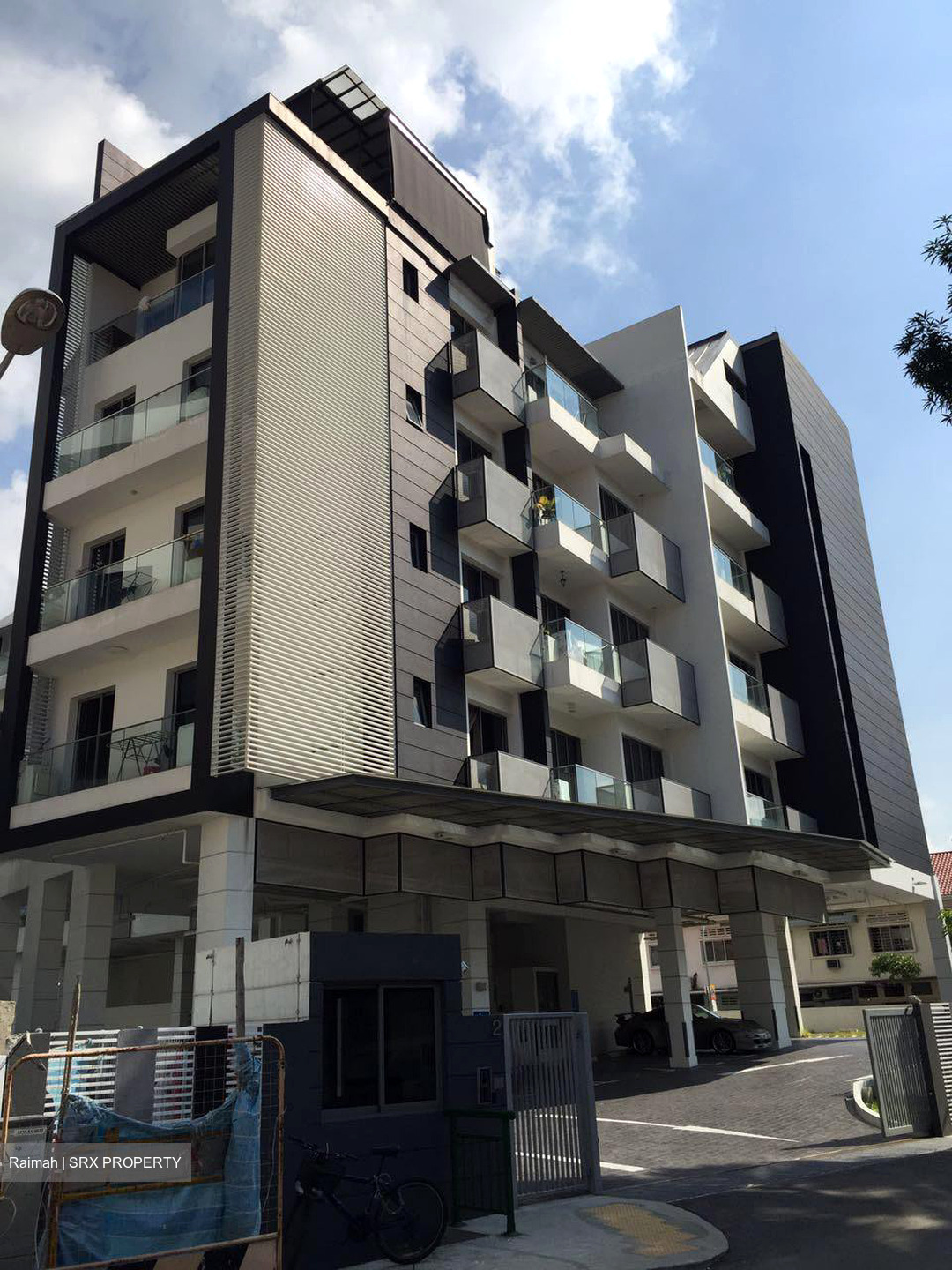 Jool Suites (D8), Apartment #613987691